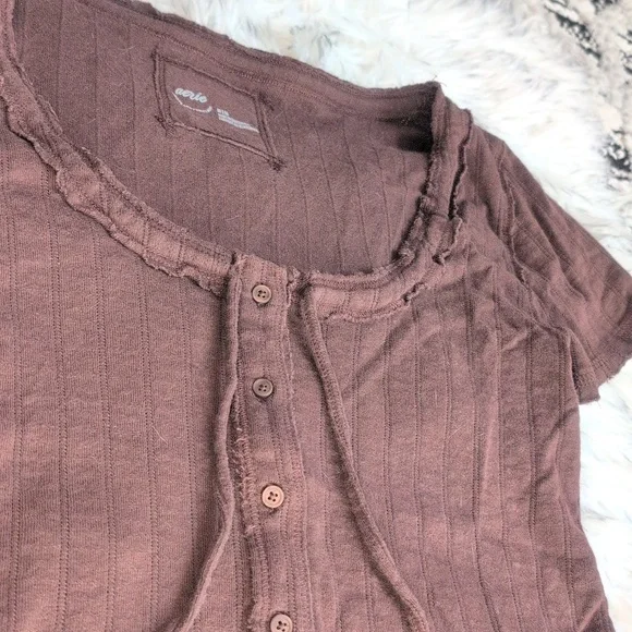 Aerie Vintage Button Down Pointelle Tee Medium - Picture 3 of 5